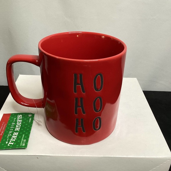 Ho Ho Ho Mug - Picture 3 of 5